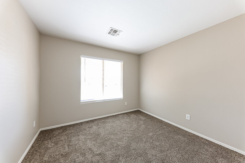 1,990/Mo, 6054 W Jones Ave Phoenix, AZ 85043 Bedroom View 3