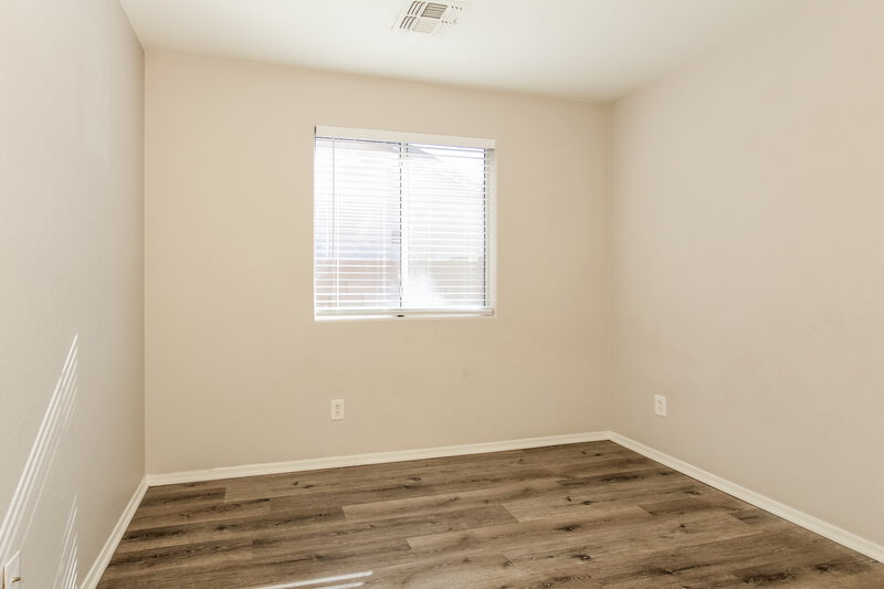 1,965/Mo, 8234 W Pima St Phoenix, AZ 85043 Bedroom View 2