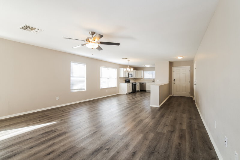 2,010/Mo, 1307 S San Vincente Ct Chandler, AZ 85286 Living Room View 2