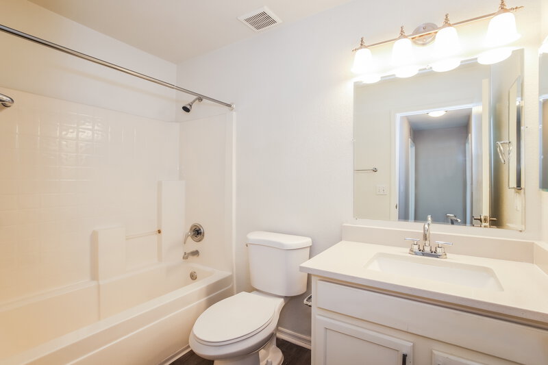 2,010/Mo, 1307 S San Vincente Ct Chandler, AZ 85286 Bathroom View