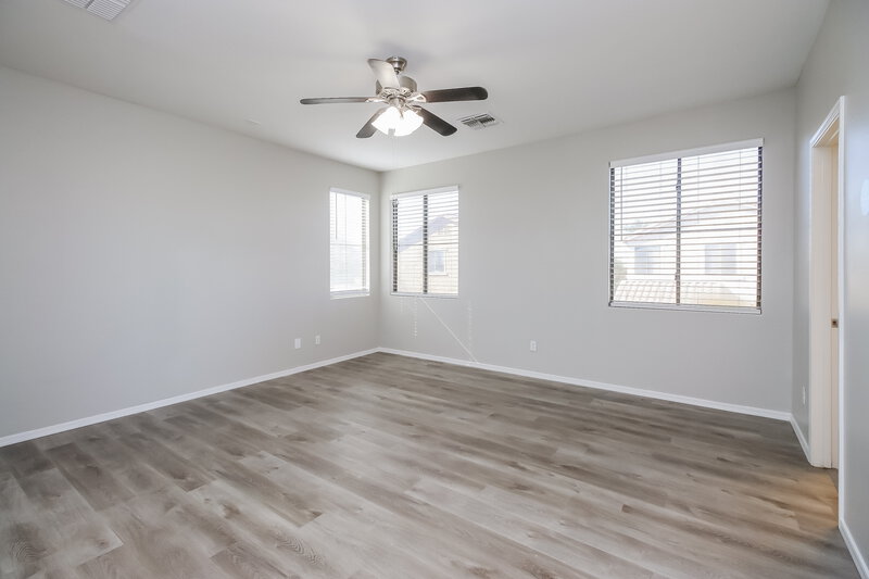 2,075/Mo, 3815 E Flower Ct Gilbert, AZ 85298 Main Bedroom View