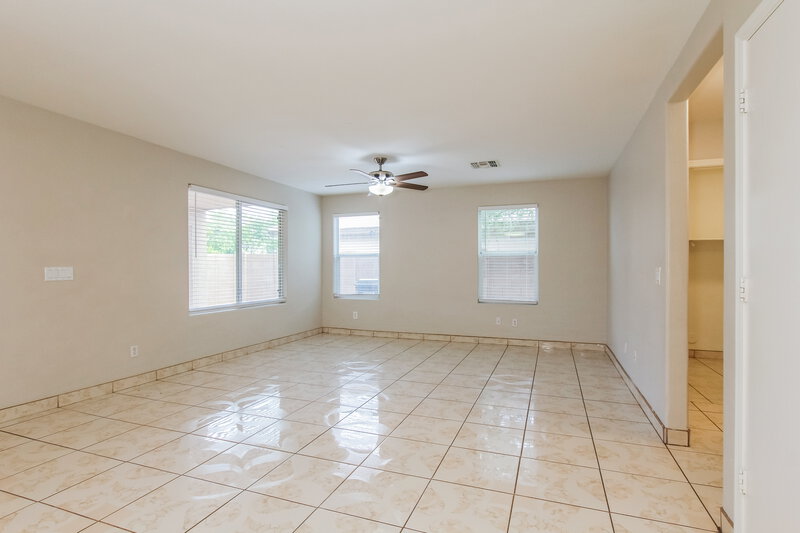 2,165/Mo, 6632 W Watkins St Phoenix, AZ 85043 Dining Room View 2