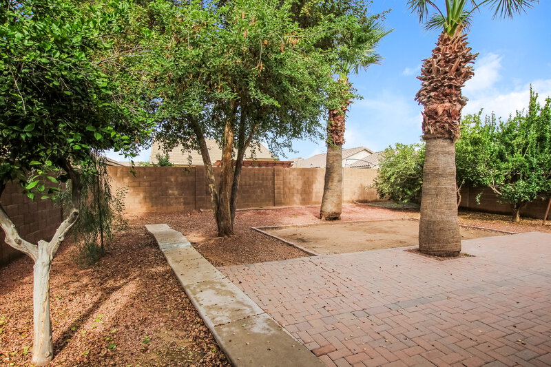 2,165/Mo, 6632 W Watkins St Phoenix, AZ 85043 Rear View