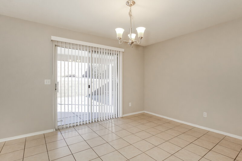 1,925/Mo, 11322 W Loren Ln Peoria, AZ 85345 Dining Room View