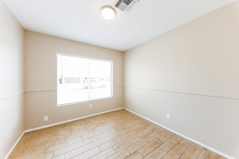 1,975/Mo, 10801 W Wagon Wheel Dr Glendale, AZ 85307 Bedroom View