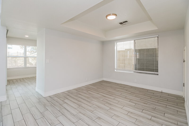 2,170/Mo, 4052 W Camino Vivaz Drive Glendale, AZ 85310 Dining Room View