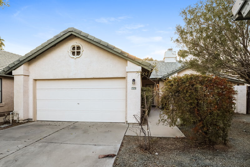 2,385/Mo, 7579 W Wikieup Ln Glendale, AZ 85308 External View