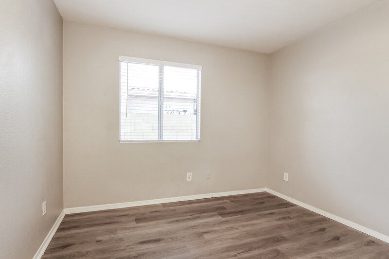 1,770/Mo, 9036 W Holly St Phoenix, AZ 85037 Bedroom View
