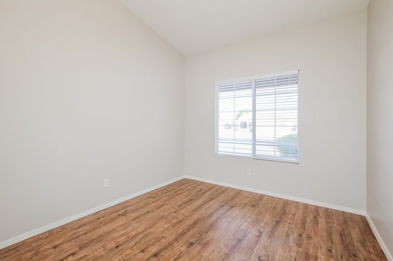 2,220/Mo, 14446 W Wendover Dr Surprise, AZ 85374 Misc View 12