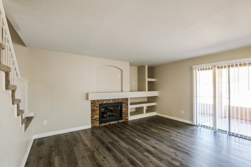 2,250/Mo, 10438 W Georgia Ave Glendale, AZ 85307 Misc View 2