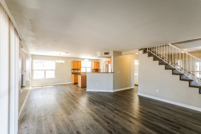 2,250/Mo, 10438 W Georgia Ave Glendale, AZ 85307 Misc View 3