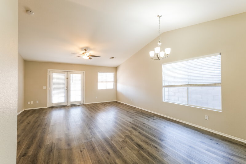 1,855/Mo, 16183 W Buchanan St Goodyear, AZ 85338 Dining Room View