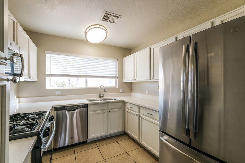 1,855/Mo, 16183 W Buchanan St Goodyear, AZ 85338 Kitchen View