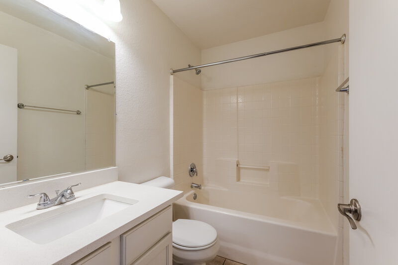 1,855/Mo, 16183 W Buchanan St Goodyear, AZ 85338 Bathroom View