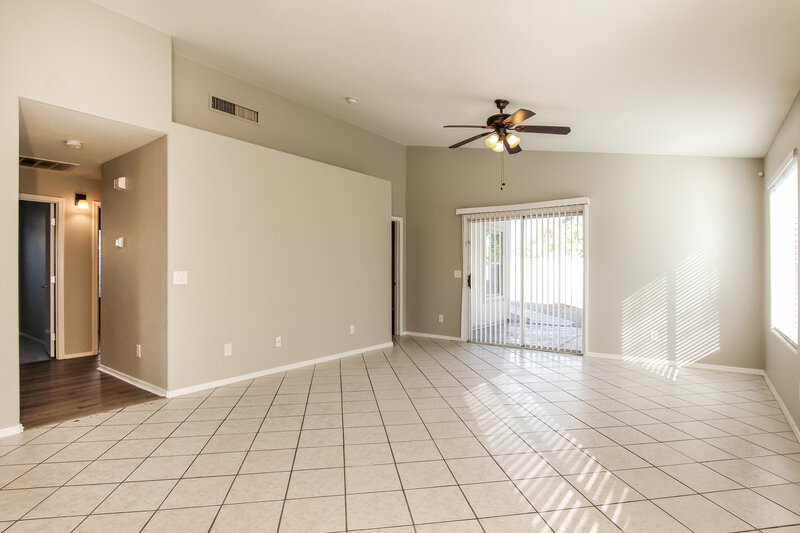 1,825/Mo, 7714 W Palo Verde Drive Glendale, AZ 85303 Misc View 4