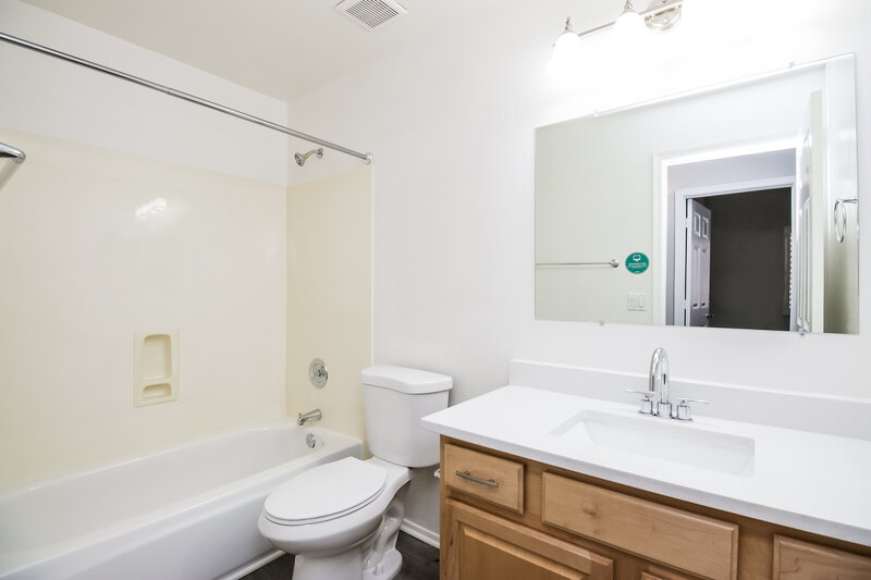 2,475/Mo, 2216 E Sherri Dr Gilbert, AZ 85296 Bathroom View