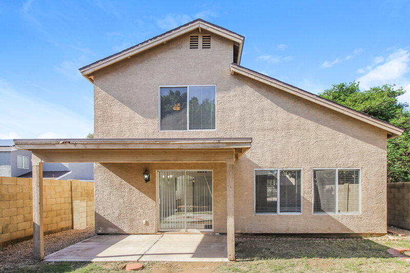 1,840/Mo, 9147 N 73rd Ln Peoria, AZ 85345 Rear View