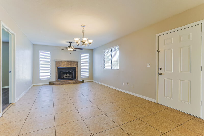 2,360/Mo, 728 W El Prado Rd Chandler, AZ 85225 Misc View 4