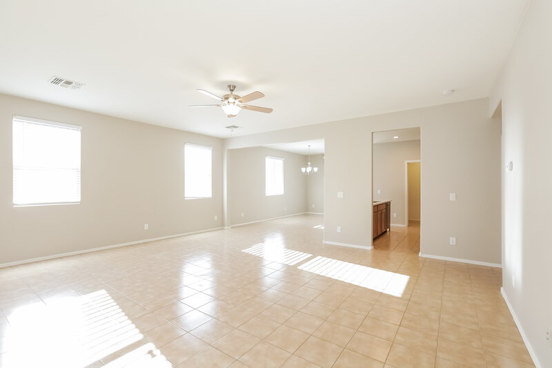 2,970/Mo, 7333 W St Catherine Ave Laveen, AZ 85339 Living Room View
