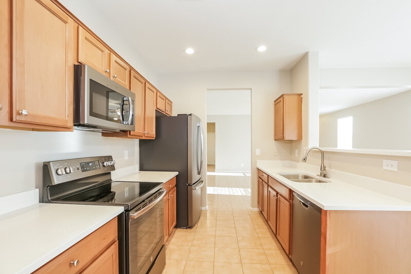 2,970/Mo, 7333 W St Catherine Ave Laveen, AZ 85339 Kitchen View