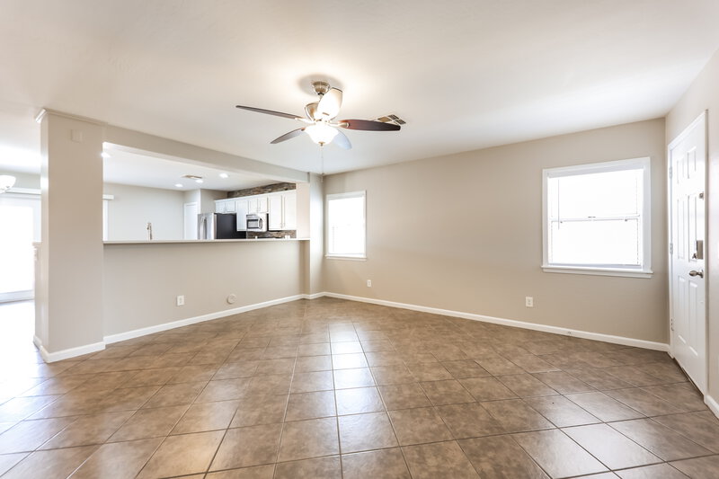 1,805/Mo, 12552 W Charter Oak Rd El Mirage, AZ 85335 Living Room View 2