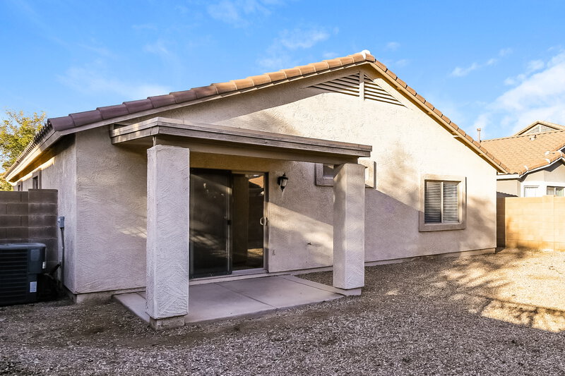1,825/Mo, 1701 E Christopher St San Tan Valley, AZ 85140 Rear View