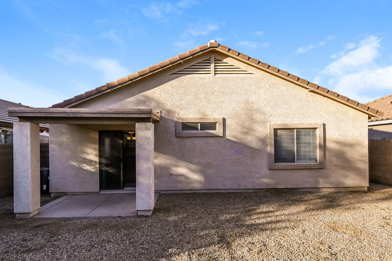 1,825/Mo, 1701 E Christopher St San Tan Valley, AZ 85140 Rear View 2