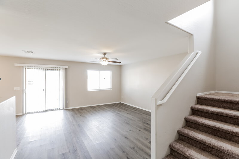 3,300/Mo, 2004 S 106th Ln Tolleson, AZ 85353 Living Room View 2