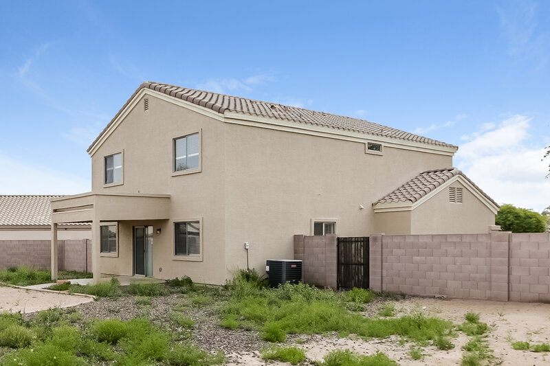 3,300/Mo, 2004 S 106th Ln Tolleson, AZ 85353 Rear View