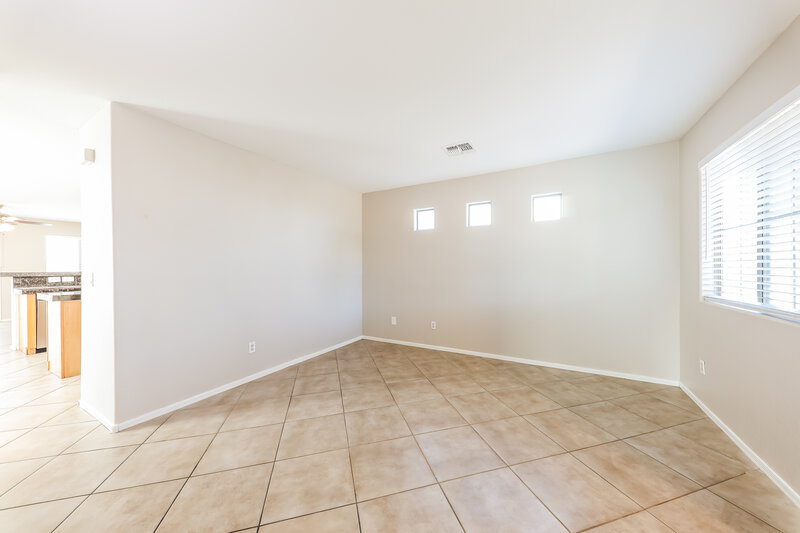 2,315/Mo, 17423 W Watson Ln Surprise, AZ 85388 Living Room View