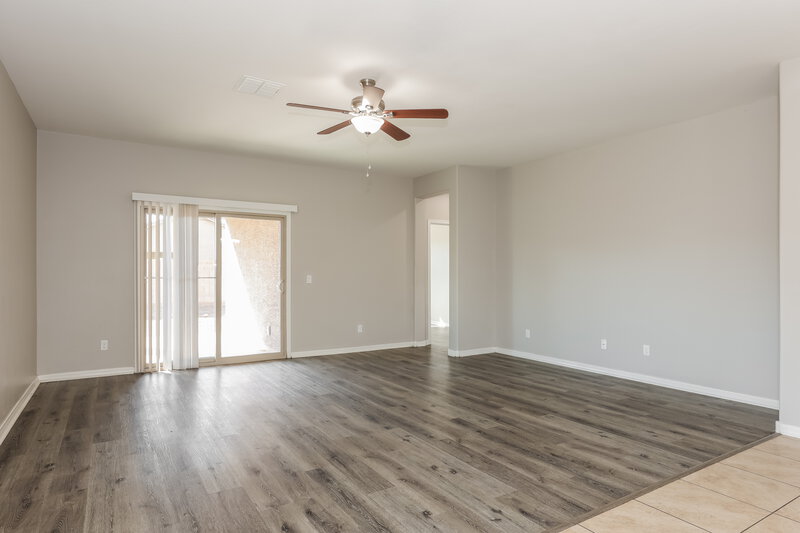 2,200/Mo, 7515 W Irwin Ave Laveen, AZ 85339 Living Room View