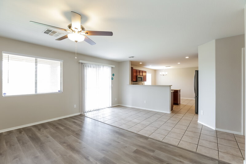 2,275/Mo, 10755 W Coolidge St Phoenix, AZ 85037 Dining Room View 2