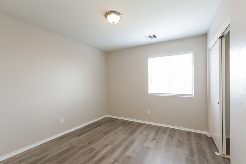 2,275/Mo, 10755 W Coolidge St Phoenix, AZ 85037 Bedroom View 2