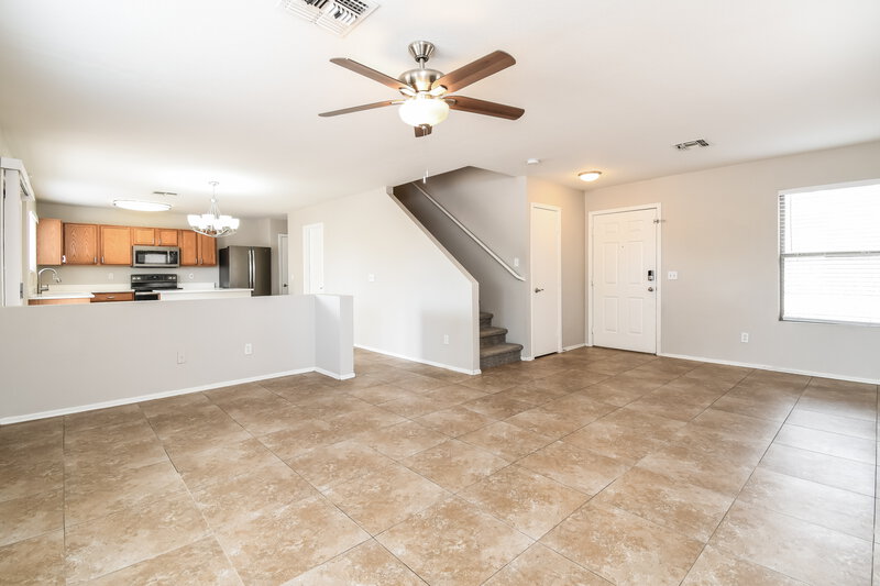 2,175/Mo, 8918 E Oro Cir Mesa, AZ 85212 Living Room View 2
