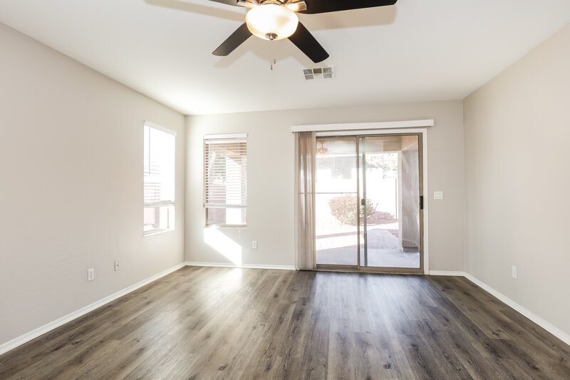 1,870/Mo, 16634 N 153rd Drive Surprise, AZ 85374 Family Room View