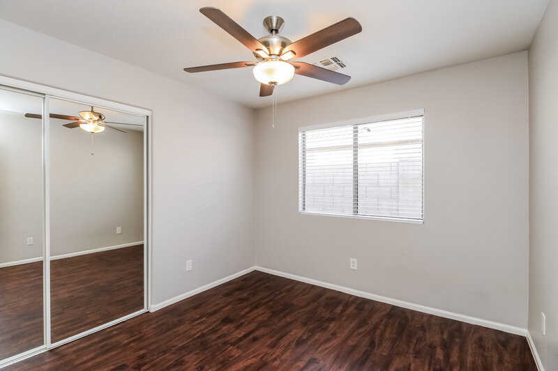 1,905/Mo, 40082 N Costa Del Sol Dr San Tan Valley, AZ 85140 Bedroom View 2