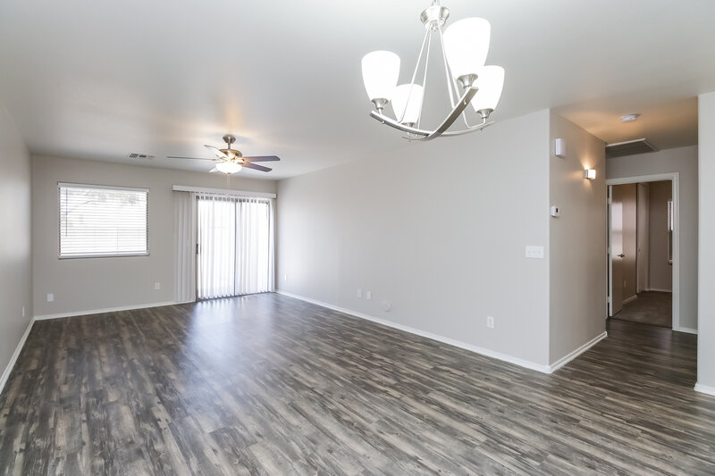 1,675/Mo, 1854 E Desert Rose Trl San Tan Valley, AZ 85143 Dining Room View 2