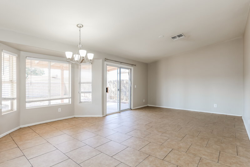 1,870/Mo, 6409 W Pima St Phoenix, AZ 85043 Dining Room View