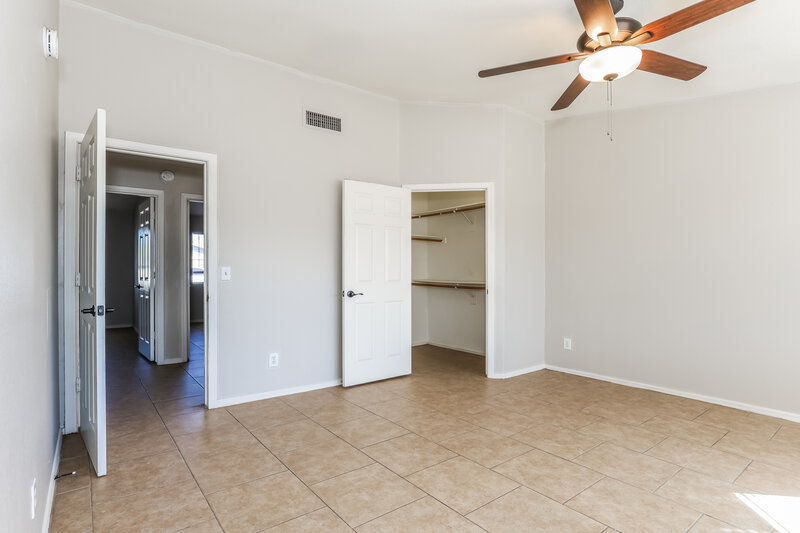 1,870/Mo, 6409 W Pima St Phoenix, AZ 85043 Main Bedroom View 2
