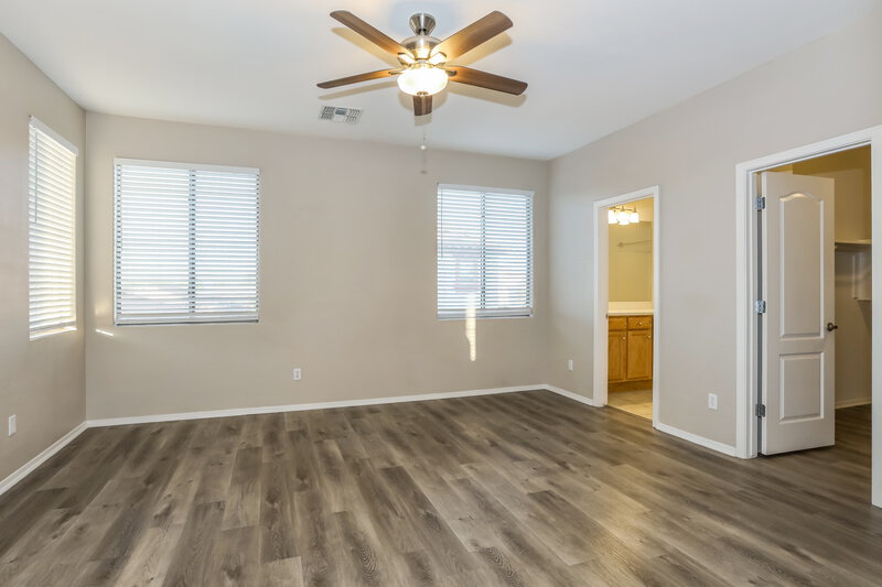 2,165/Mo, 865 E Stottler Dr Gilbert, AZ 85296 Main Bedroom View