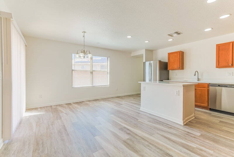 2,285/Mo, 2361 E 35th Ave Apache Junction, AZ 85119 Dining Room View