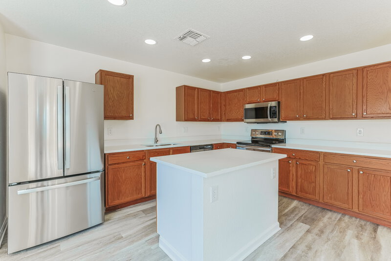2,285/Mo, 2361 E 35th Ave Apache Junction, AZ 85119 Kitchen View