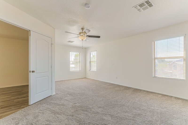2,285/Mo, 2361 E 35th Ave Apache Junction, AZ 85119 Main Bedroom View