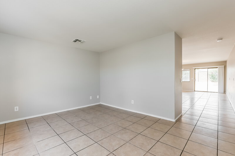 1,965/Mo, 12954 W Voltaire Ave El Mirage, AZ 85335 Living Room View