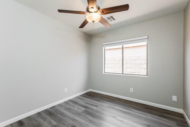 1,965/Mo, 12954 W Voltaire Ave El Mirage, AZ 85335 Bedroom View