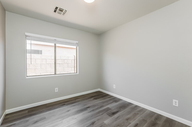 1,965/Mo, 12954 W Voltaire Ave El Mirage, AZ 85335 Bedroom View 3