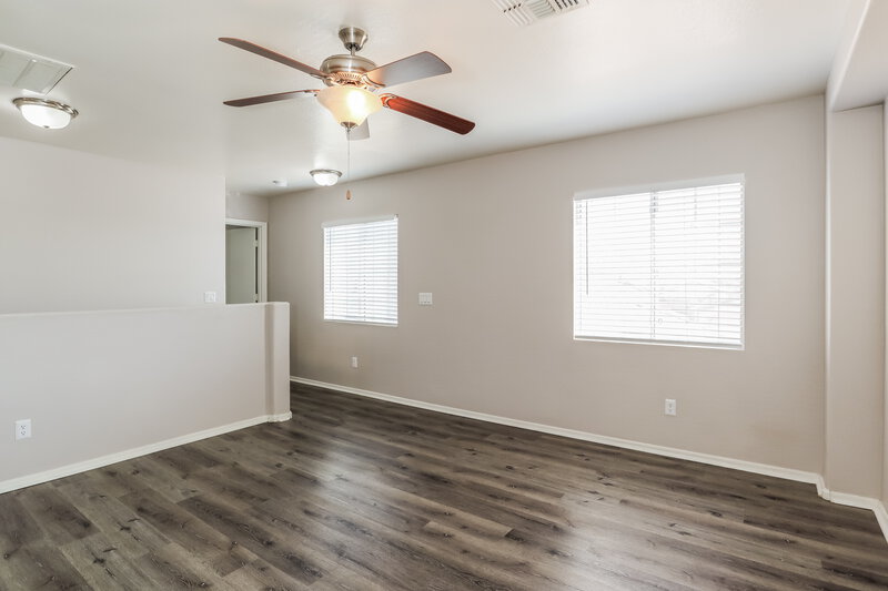 1,645/Mo, 12731 W Larkspur Rd El Mirage, AZ 85335 Living Room View 3