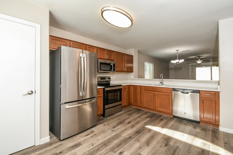 1,955/Mo, 10222 E Baltimore Street Mesa, AZ 85207 Kitchen View 2
