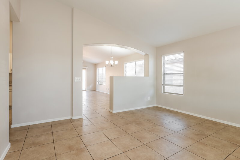 1,880/Mo, 15814 W Jackson Street Goodyear, AZ 85338 Living Room View 2