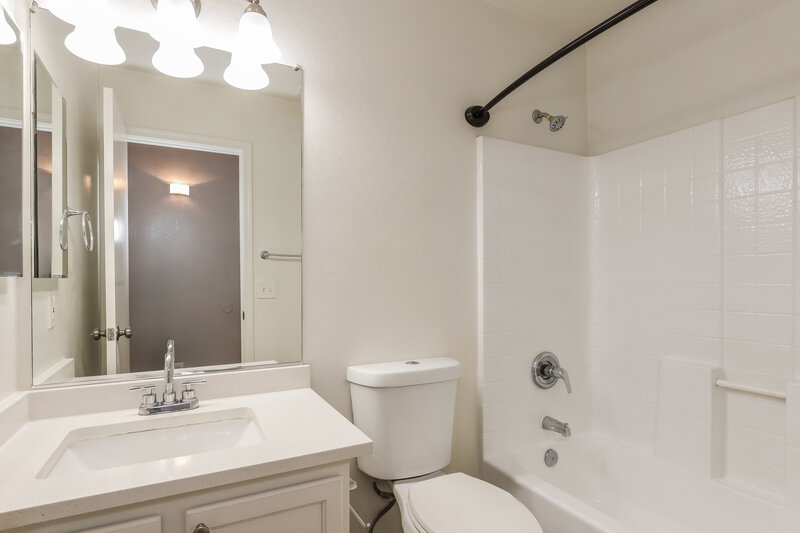 1,880/Mo, 15814 W Jackson Street Goodyear, AZ 85338 Bathroom View